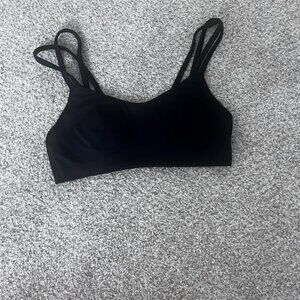 Lululemon Like A Cloud Size 2 Black Sports Bra